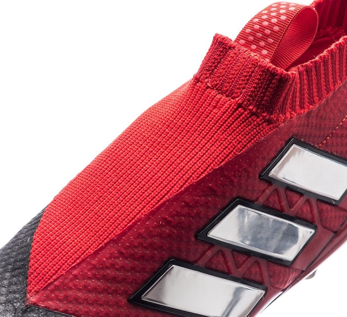 エース17+ピュアコントロールのアッパーの仕様変更について考察