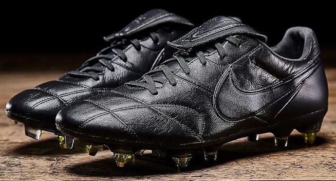 ブラックアウト】 ナイキ ティエンポプレミア2 SG-PRO アンチクロッグ