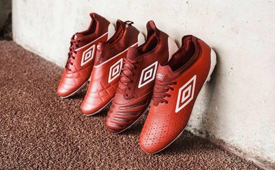 UMBRO - 支給品　我那覇選手　スパイク 遠藤保仁サイン入りスパイク アンブロ ステルストロフィーHG
