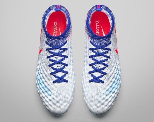 【美品】Nike マジスタ オブラ FG ナイキ マジスタ オブラ FG 新色 公開 : Kohei's BLOG サッカー