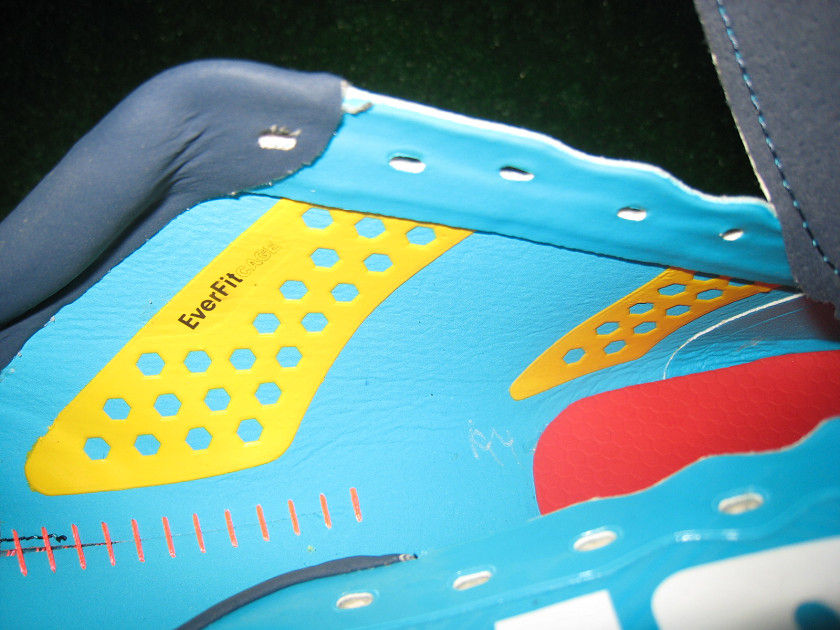 PUMA エヴォスピード 1.2 トリックス FG : Kohei's BLOG サッカー