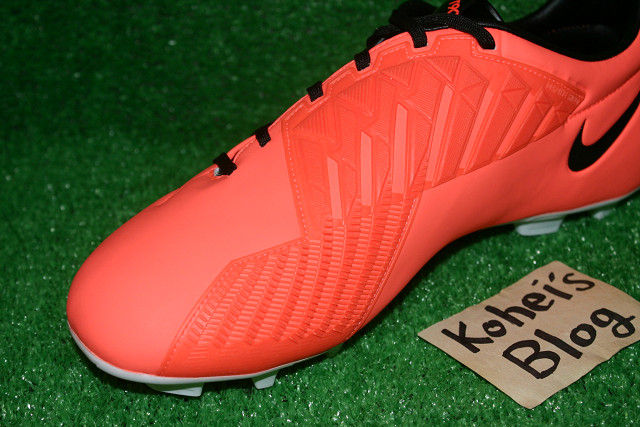 ナイキ サッカースパイクT90 レーザー IV HG-B ACC NIKE ナイキ T90 レーザー IV HG-B(ホワイト×ブラック) 472553
