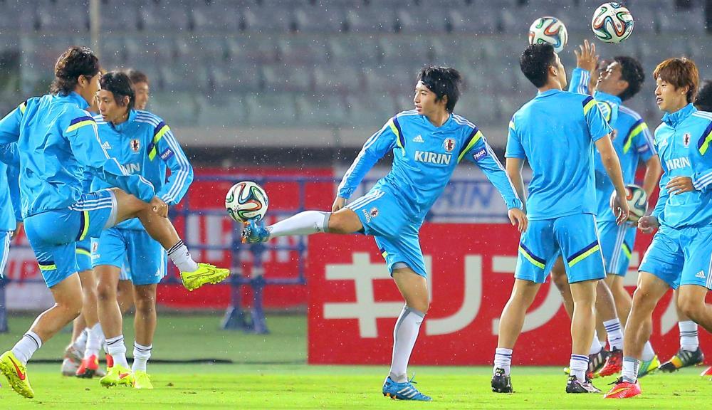 日本代表 vs. ベネズエラ 着用スパイクデータ : Kohei's BLOG サッカー