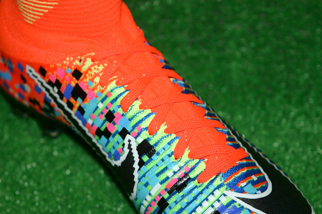 詳細】 ナイキ マーキュリアルスーパーフライV SE FG (EA SPORTS