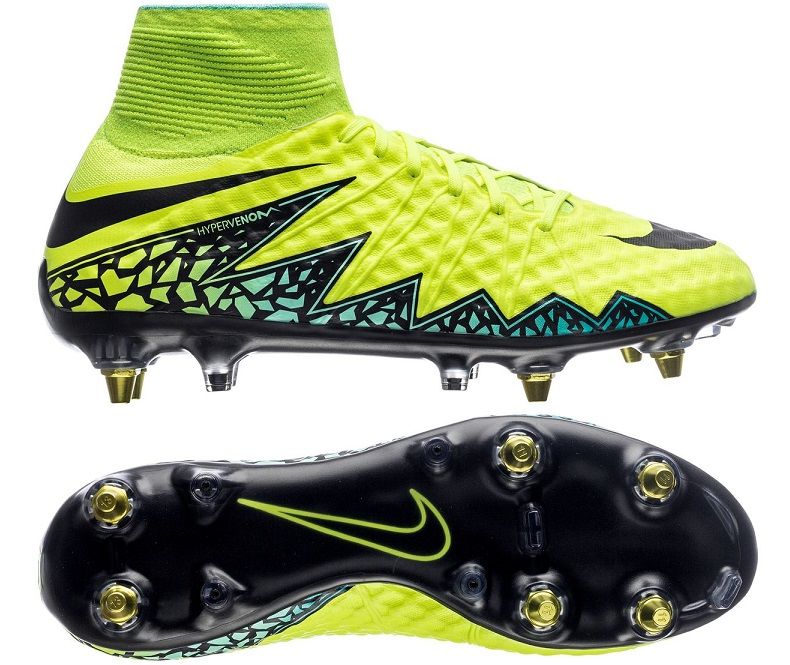 泥を弾く】 NIKE アンティクロッグトラクション搭載 スパイク