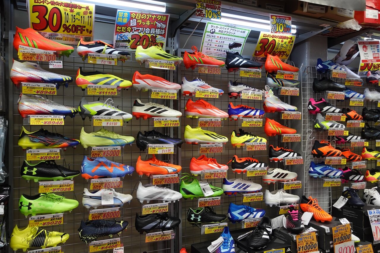 ロンドンスポーツ上野駅前店の新入荷サッカースパイクをレポート【2024