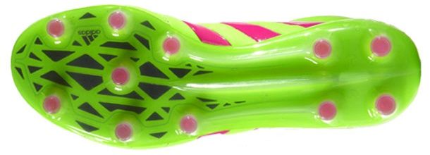 adidas エース15.1 と エース16.1 のFG/AGソールの進化過程