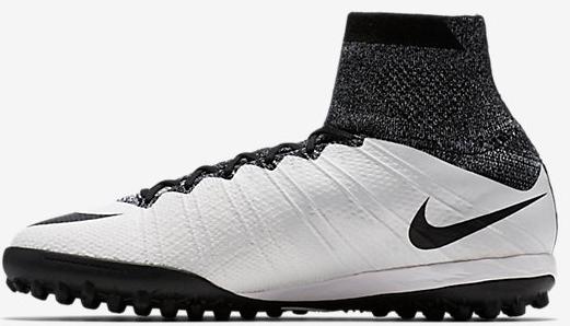 Nikeフットサルシューズ Radiant Reveal Pack : Kohei's BLOG サッカー