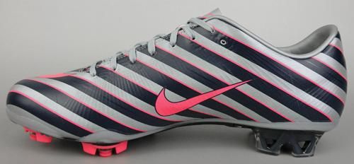 廃盤モデル激レア　ナイキ　マーキュリーアルヴェイパーCR7 ナイキ マーキュリアルヴェイパー CR7モデル26.0cm - メルカリ
