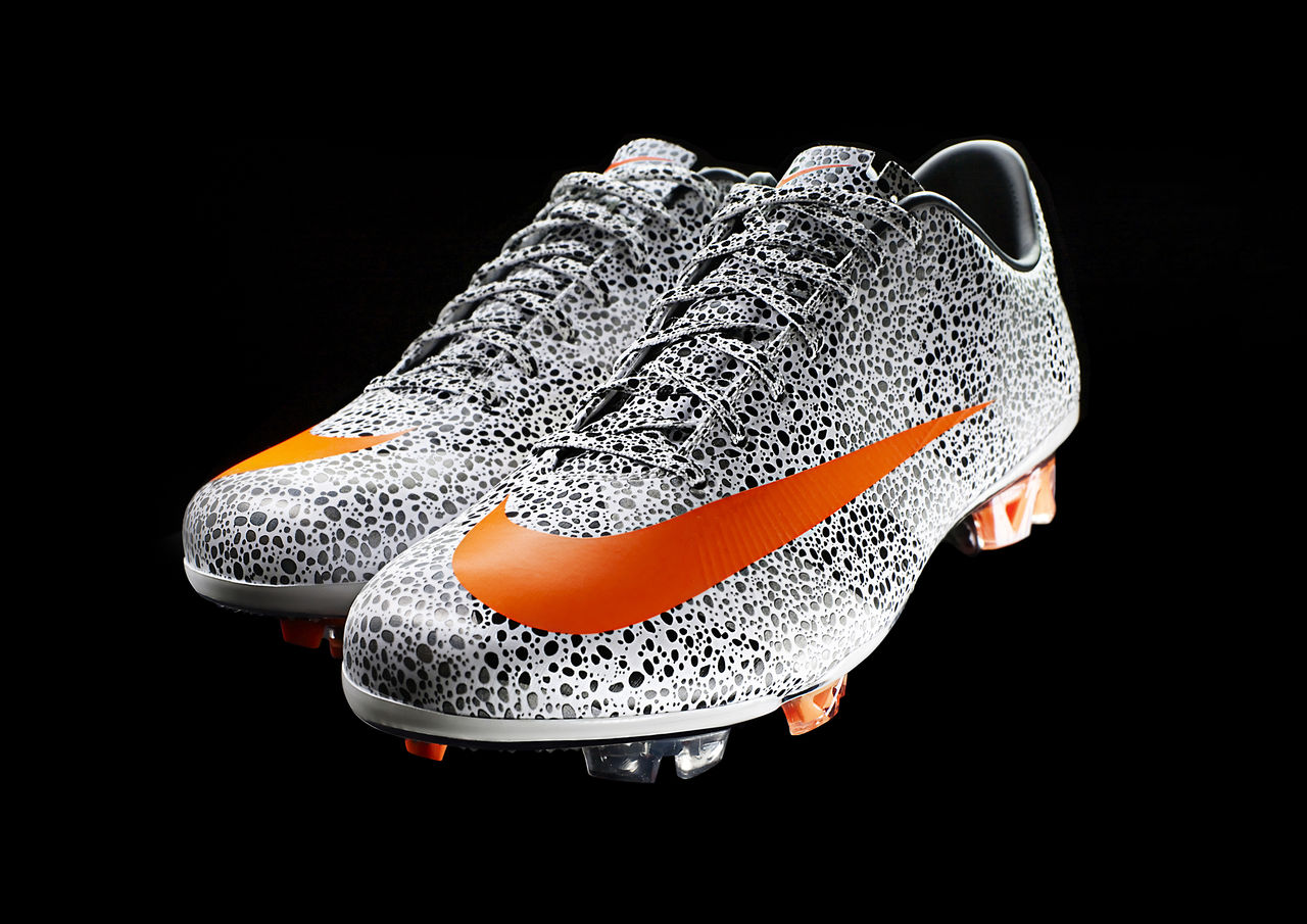 マーキュリアルヴェイパー スーパーフライ 3 CR7 新色 登場 : Kohei's