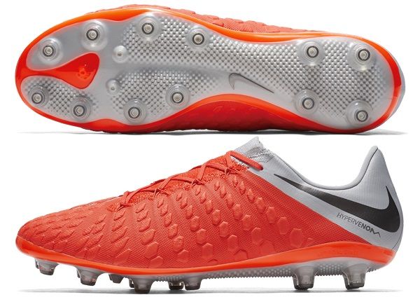 Nike サッカースパイク HYPERVENOM 選手実使用 PUMA プーマ フューチャー 7 マッチ NJR COPA FG/AG ジュニア