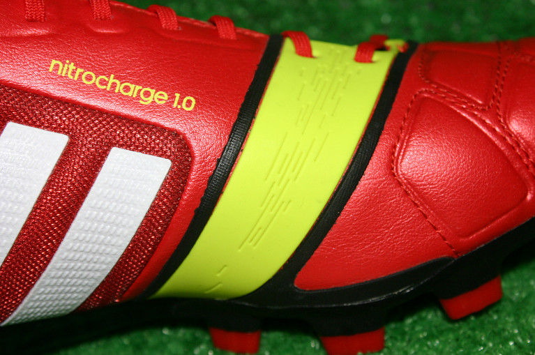 ナイトロチャージ 1.0-ジャパン HG Amazon.co.jp: アディダス(adidas) ナイトロチャージ 1.0