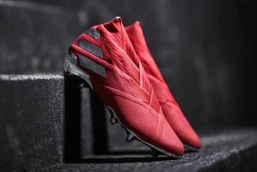 日本代表MF中島翔哉がミズノと正式契約！着用スパイクは「レビュラ