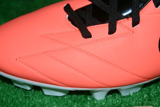 ナイキ サッカースパイクT90 レーザー IV HG-B ACC NIKE ナイキ T90 レーザー IV HG-B(ダークグレー) 472553 060 サッカー