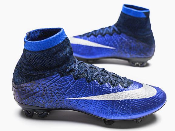 マーキュリアルベロチ　CR7 マーキュリアルベロチ2 AG-R CR7 登場 : Kohei's BLOG サッカー