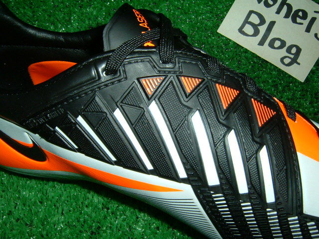 NIKE トータル90レーザー4 HG-B : Kohei's BLOG サッカー NIKE トータル90レーザー4 HG-B : Kohei's BLOG サッカー