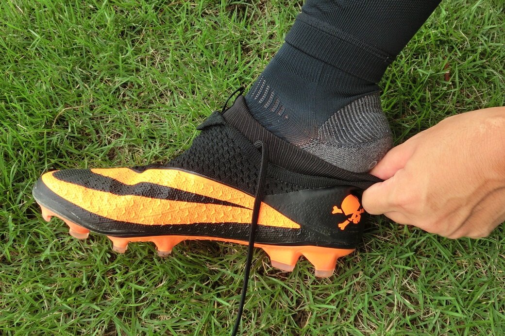 ナイキ ファントムビジョン2エリートFG レビュー！評価