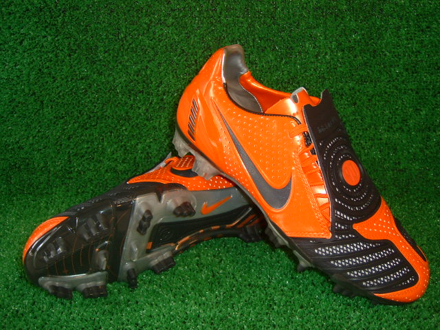 ナイキ トータル90 レーザー 2 FG LTD. : Kohei's BLOG サッカー