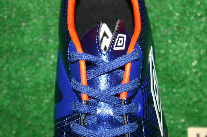 UMBRO アクセレイターESE : Kohei's BLOG サッカースパイク情報 UMBRO アクセレイターESE : Kohei's BLOG サッカースパイク情報