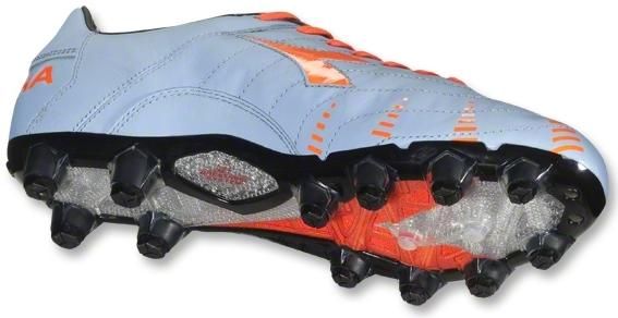 ディアドラスパイク DIADORAスパイク 2012秋冬カラー : Kohei's BLOG サッカー