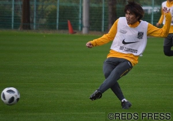 柏木陽介がスボルメと正式契約 スパイクはデルサルマ4leを着用 Kohei S Blog サッカースパイク情報ブログ