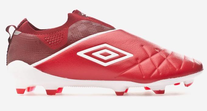 UMBROスパイク新色「Alert Red Pack」登場 : Kohei's BLOG サッカー