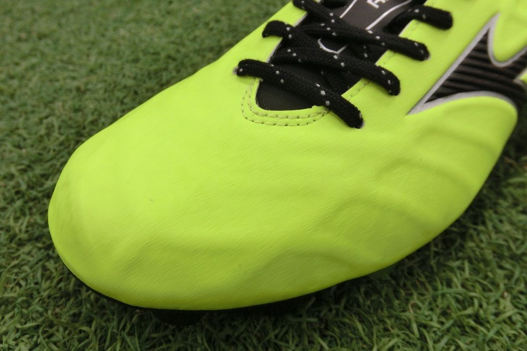 【ほぼ未使用品】　ミズノ　レビュラV1 サッカースパイクイエロー　27.0センチ レビュラ V1 ミズノ(mizuno) サッカースパイク イエロー