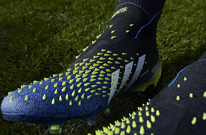 サッカースパイク、adidasプレデターフリーク、ソックスセット アディダス新作スパイク「プレデターフリーク」正式公開