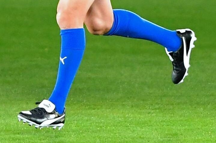 [新品未使用]三浦知良選手　オリジナル置き時計(特別限定品) 新品未使用]三浦知良選手 オリジナル置き時計(特別限定品)