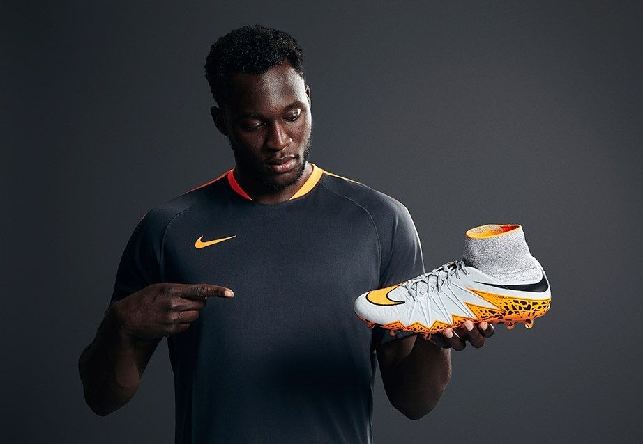 ベルギー代表FWロメル・ルカクがPUMAと正式契約！プーマワン1IL