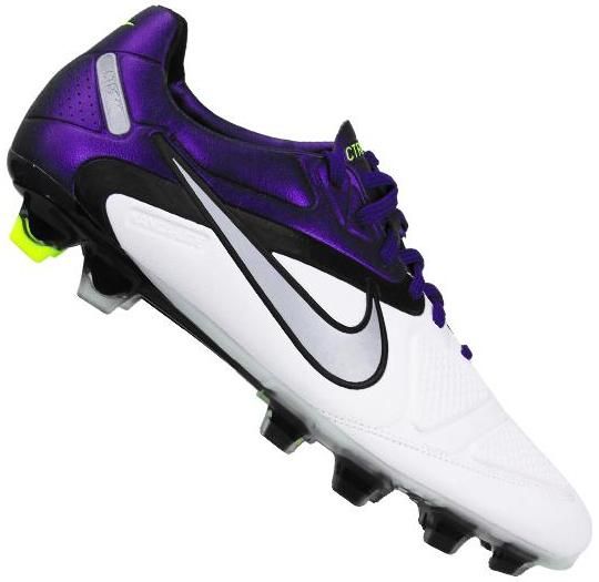 ナイキ　CTR360 マエストリ AG CTR360マエストリ2 2011秋の新色 : Kohei's BLOG サッカースパイク情報