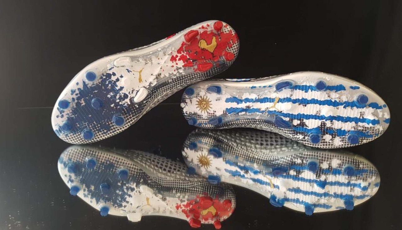 選手支給品 グリーズマン スパイク アトレティコ・マドリード 実使用 グリーズマン、ダービーで履いたスパイクが話題に！ | Football Tribe