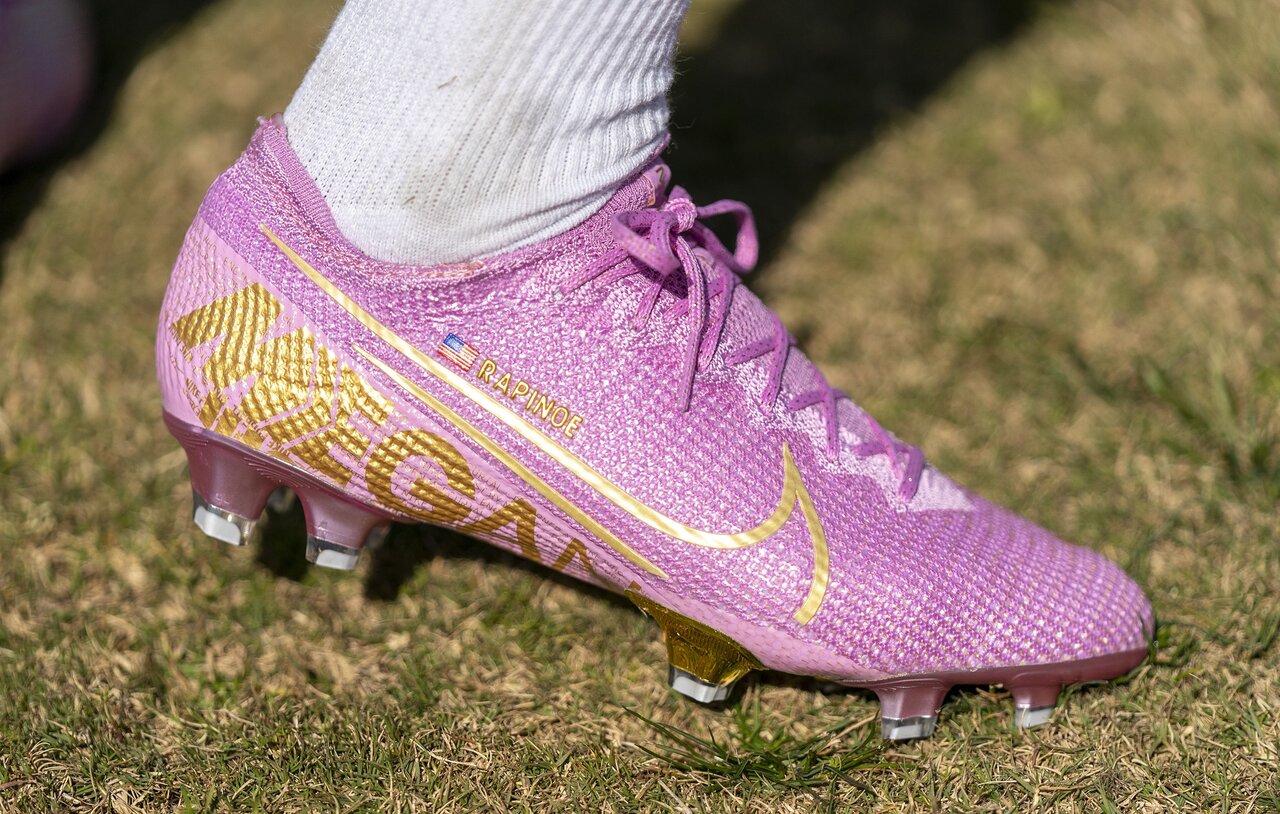 ラピノ とシンクレアがナイキのスペシャルスパイクを着用 Kohei S Blog サッカースパイク情報ブログ