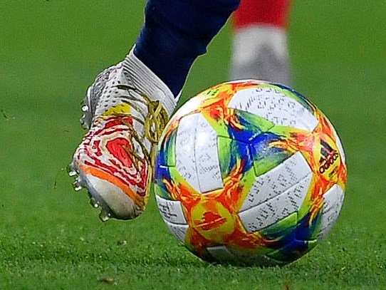 堂安 律選手サイン入りPuma サッカーシューズ ホワイト（当選通知書掲載） 堂安 律選手サイン入りPuma サッカーシューズ ホワイト（当選