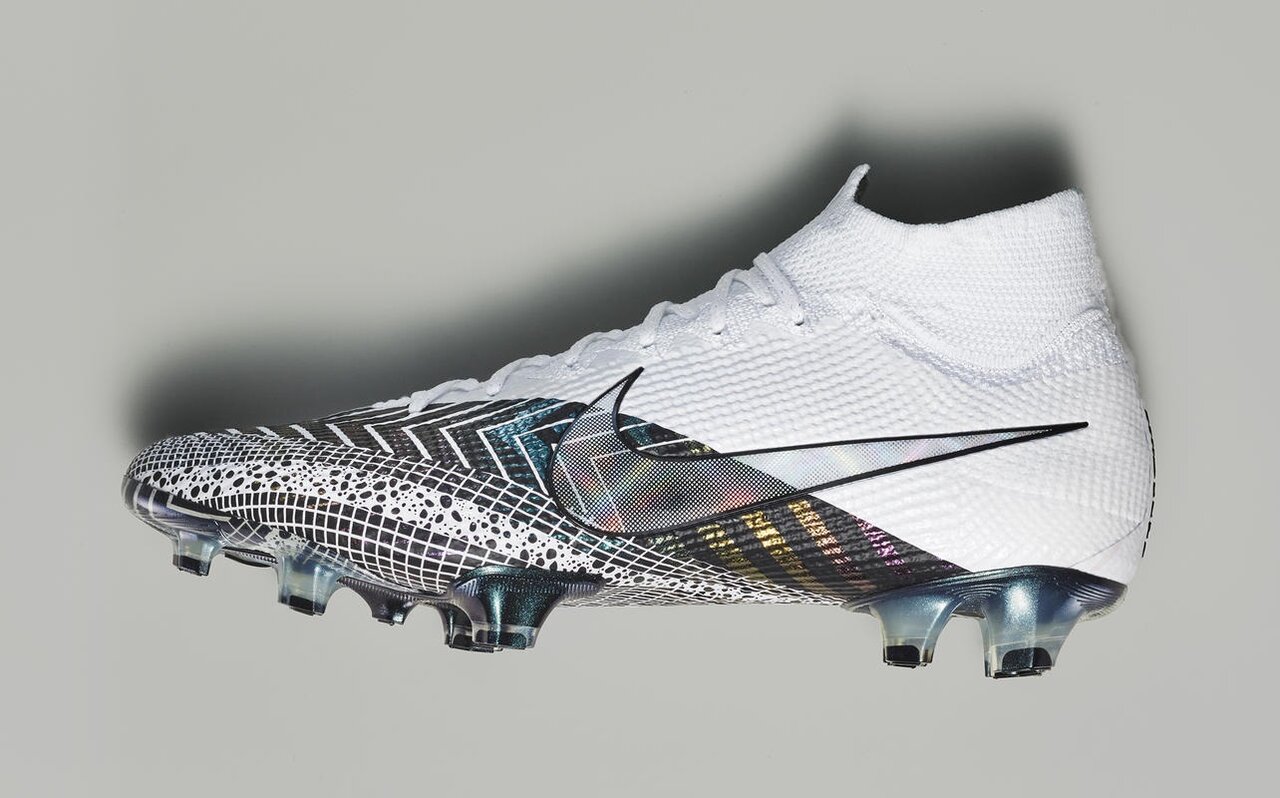 NIKEマーキュリアル ドリームスピードパック第4弾が登場