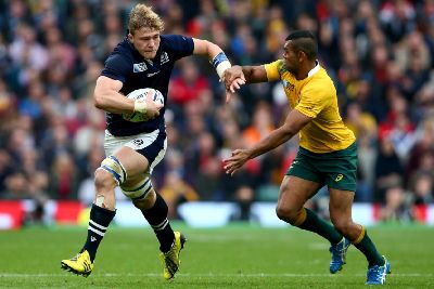 サッカースパイクとラグビースパイクの違いを分かりやすく考察