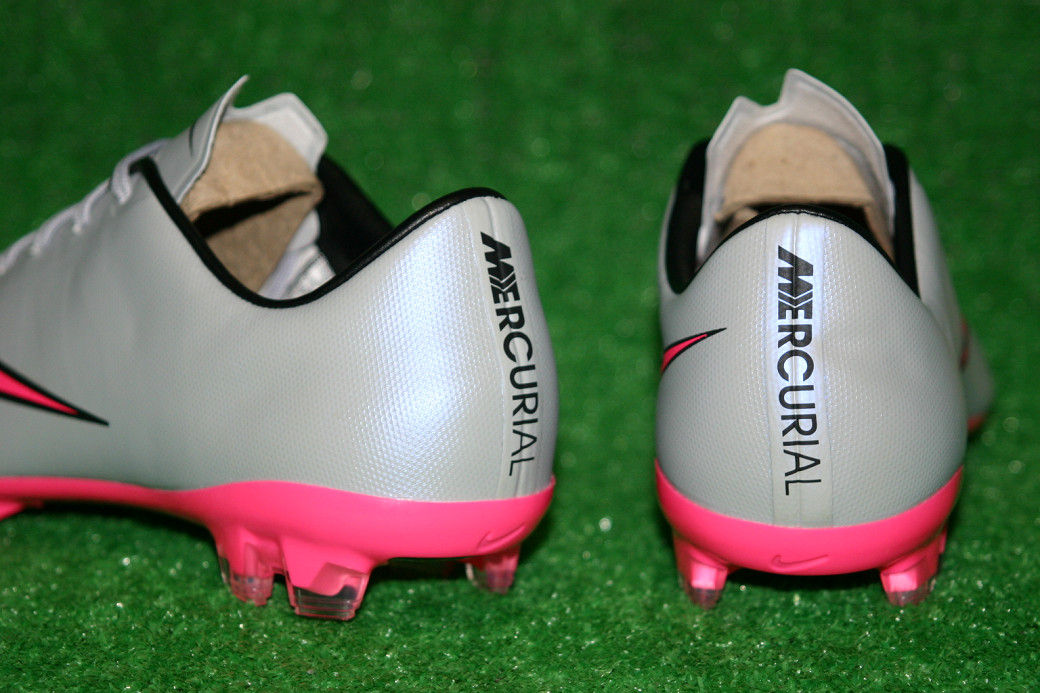 サッカースパイクナイキマーキュリアル ベロチ II CR HG-V NIKE ナイキ マーキュリアル ベロチ II HG-V(グレー×ピンク