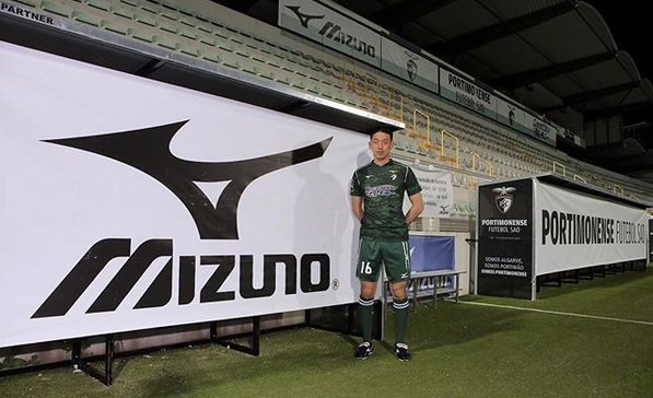 日本代表GK権田修一がミズノとウールシュポルトと正式契約を締結