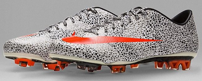 Nike マーキュリアルスーパーフライ2 2010 NIKE マーキュリアルヴェイパー スーパーフライ 2 FG WC