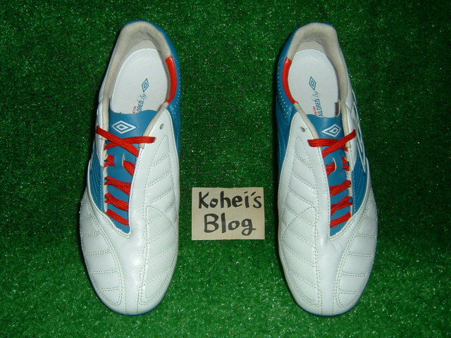 美品　umbro ジオメトラ kemari87_uss3320wht