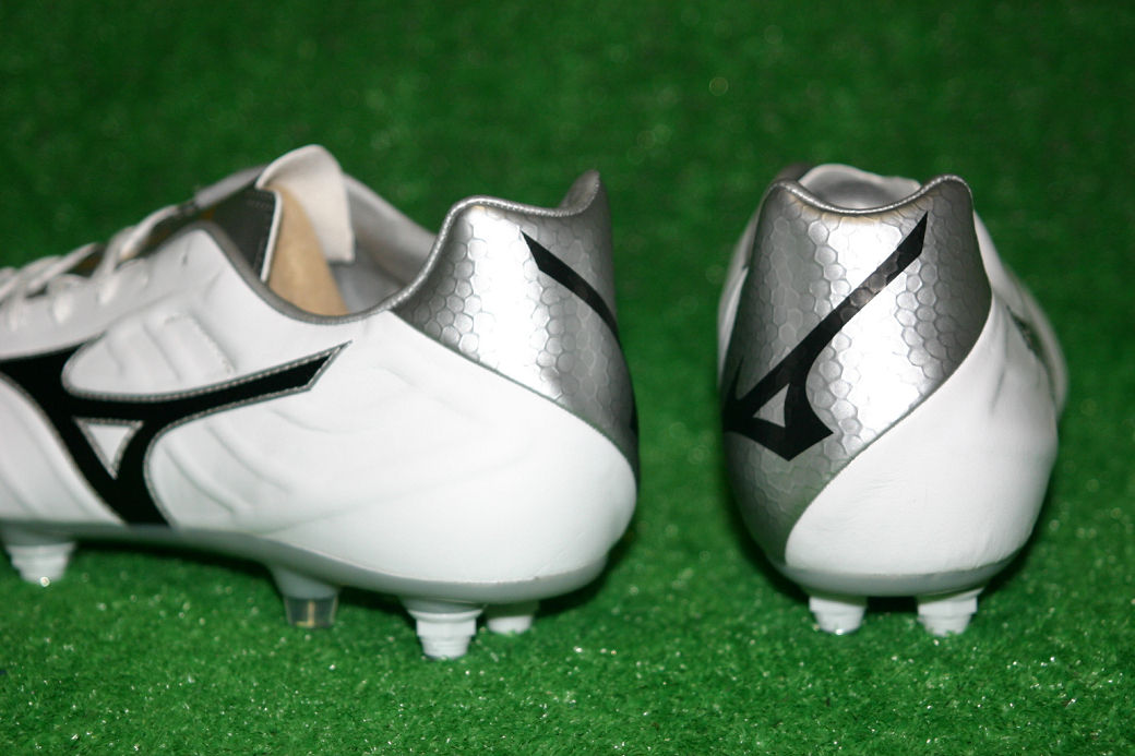 詳細】 ミズノ レビュラV1 MIX SG : Kohei's BLOG サッカー 詳細】 ミズノ レビュラV1 MIX SG : Kohei's BLOG サッカー
