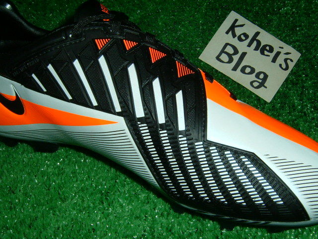 NIKE トータル90レーザー4 HG-B : Kohei's BLOG サッカー NIKE トータル90レーザー4 HG-B : Kohei's BLOG サッカー