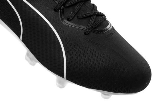 PUMA限定スパイク「キングプラチナム レーザータッチ」登場