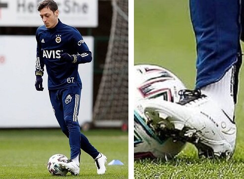 フェネルバフチェのmfエジルがコンケーブのスパイクを着用 Kohei S Blog サッカースパイク情報ブログ フェネルバフチェのmfエジルがコンケーブのスパイクを着用 Kohei S Blog サッカースパイク情報ブログ