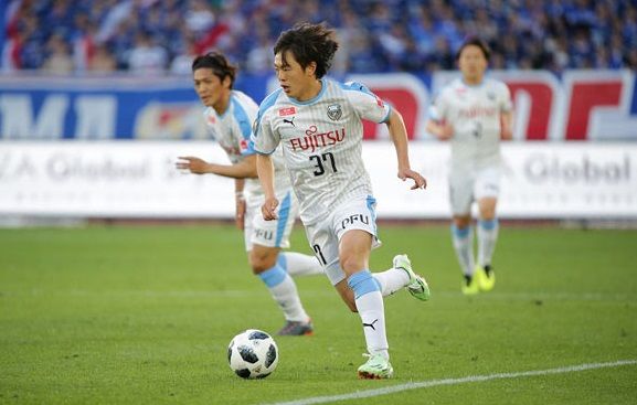 齋藤学が大怪我から復帰！川崎フロンターレでの着用スパイクは