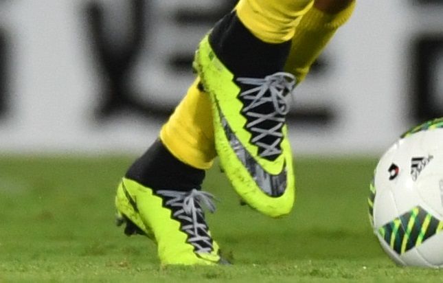 サッカー　サイン入りスパイク　柏レイソル サッカーサイン入りスパイク柏レイソル