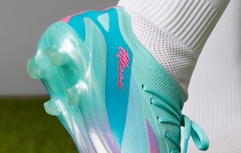 メッシ限定着用カラー「エックスクレイジーファスト.1 MESSI」に新色が