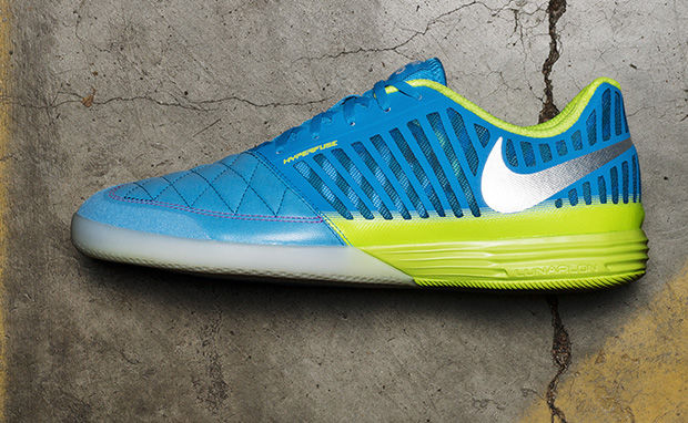 ナイキ　サッカー　スパイク NIKE ナイキ FC247 ボンバ フィナーレ Ⅱ(グレー×イエロー