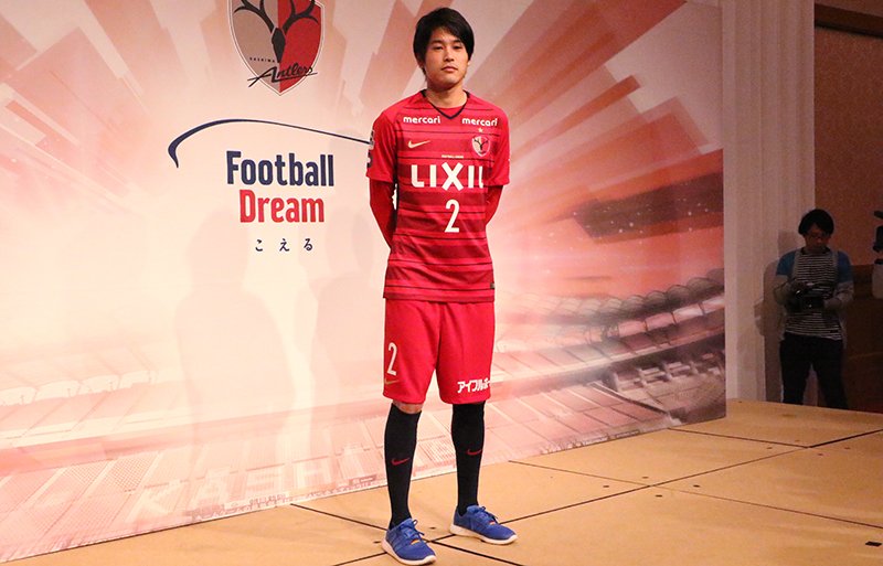 内田篤人が鹿島に復帰!着用スパイクはアディダス プレデター 内田篤人が鹿島に復帰!着用スパイクはアディダス プレデター
