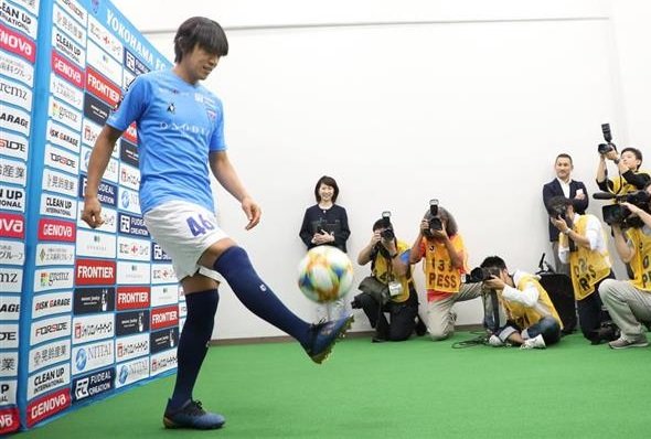 横浜fcに移籍したmf中村俊輔の着用スパイクをレポート Kohei S Blog サッカースパイク情報ブログ 横浜fcに移籍したmf中村俊輔の着用スパイクをレポート Kohei S Blog サッカースパイク情報ブログ